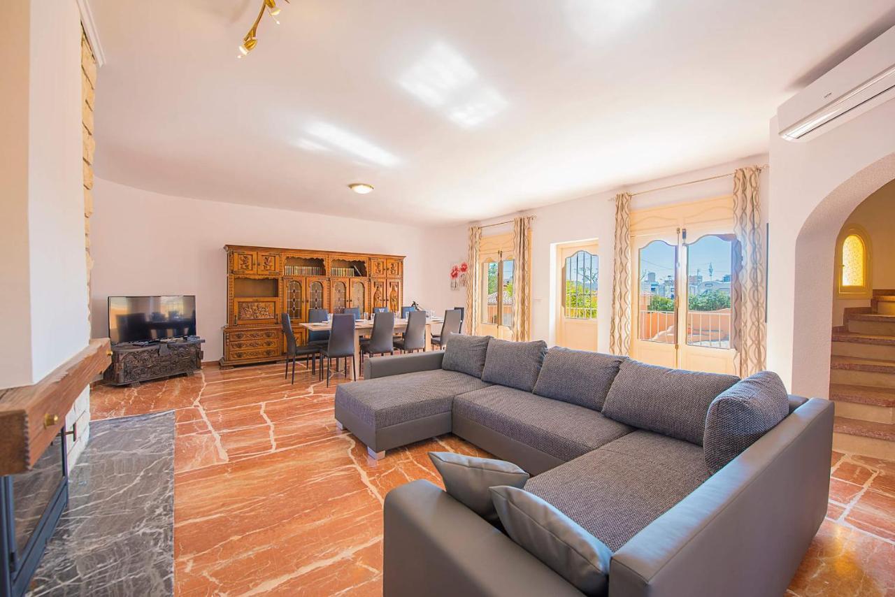 Villa Cronos - Plusholidays 칼페 외부 사진